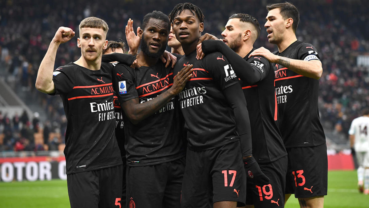 Champions League picks, predictions: AC Milan seek last-gasp clinch, Barcelona against odds at Bayern Munich